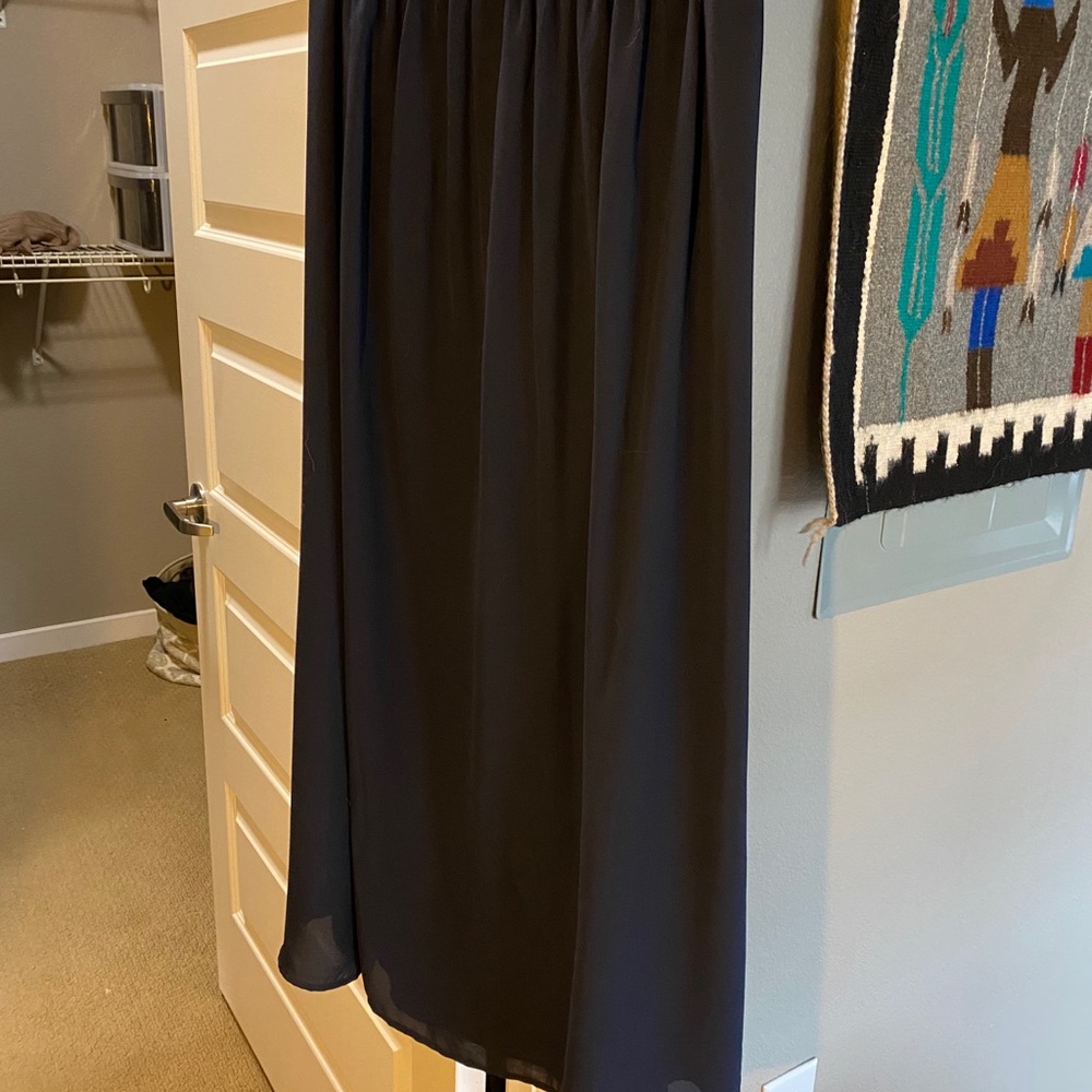 H&M ankle length super flirty cute skirt!